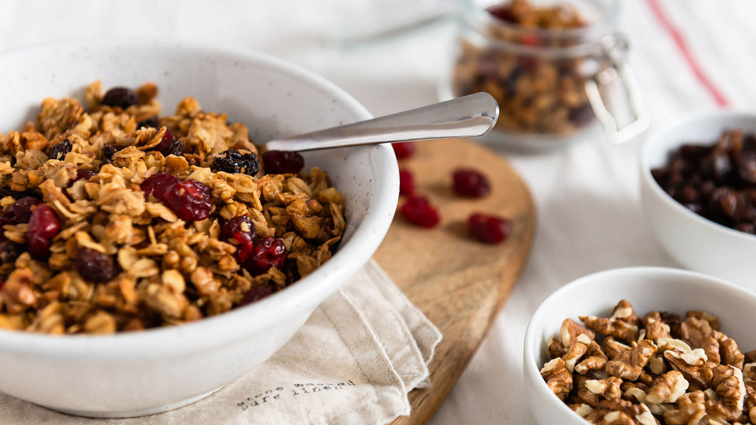 Schüssel mit selbst gemachtem Granola